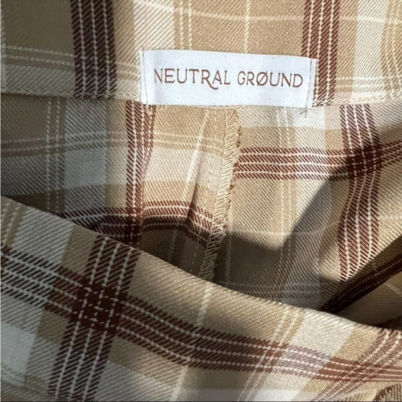 Neutral Ground Plaid Pants, New with Tags, Size Small - Picture 4 of 7